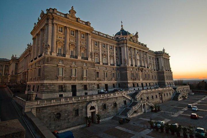 Tour Privado al Palacio Real de Madrid con Guía Oficial