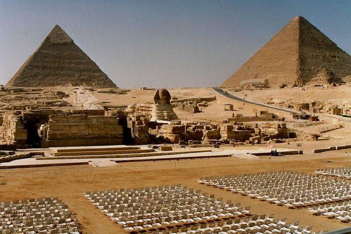 De Great Giza en Saqqara Pyramids Day Tour met privégids voor Egyptologie
