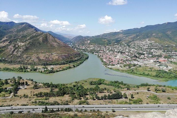 Tour in Mtskheta, Ananuri, Gudauri Kazbegi, Gergeti trinity
