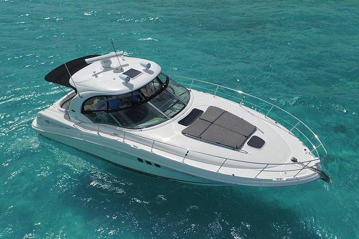 Deluxe Private Boats - 40 ft Sea Ray