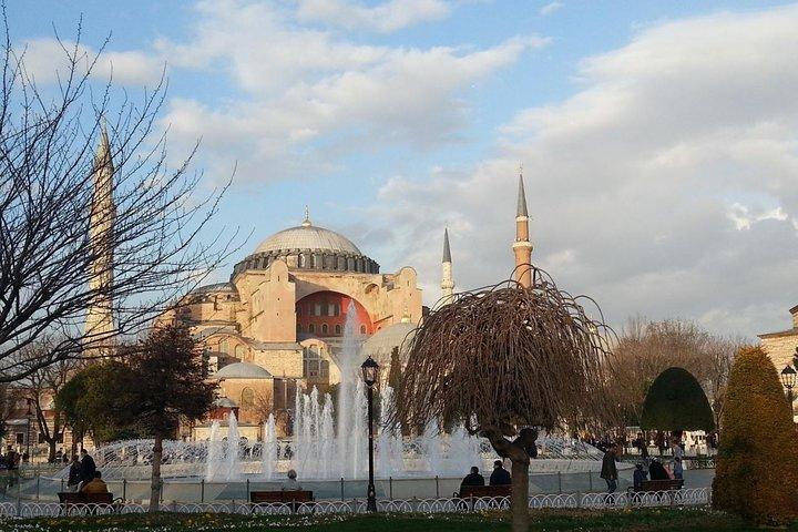 Privat Istanbul guidad tur med Dlx Van Fullday