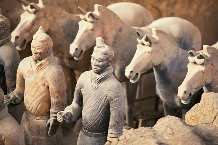 Zhengzhou Private Reise nach Xi'an Terracotta Warriors & City Wall mit dem Hochgeschwindigkeitszug