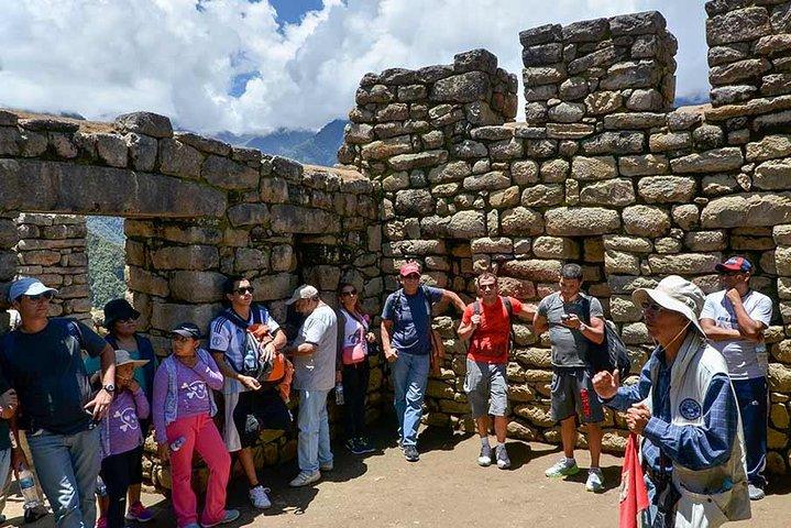 Machu Picchu Guided Tour with Professional Local Guide