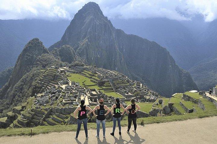 Machu Picchu Guided Tour with Professional Local Guide