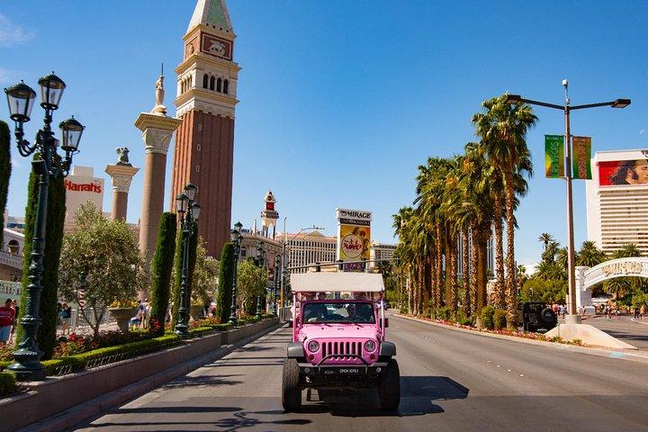 Vintage Vegas Sights & Sounds