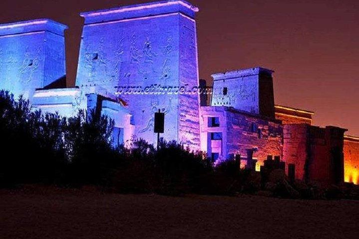 Suono e luce nel tempio di Philae