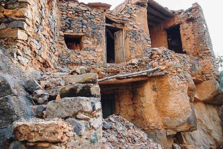 Al Hamra och Hatt Mountains Tour