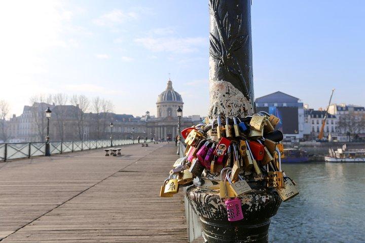 パリ発祥の地：イル ド ラ シテのセルフガイド オーディオ ツアー