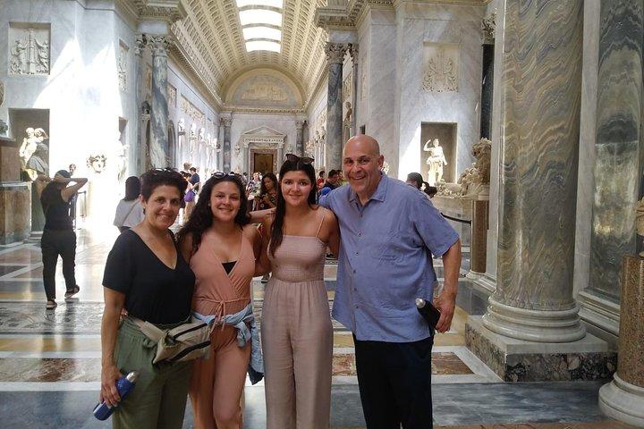 Rome Tour with Driver: Colosseum and Vatican Museums