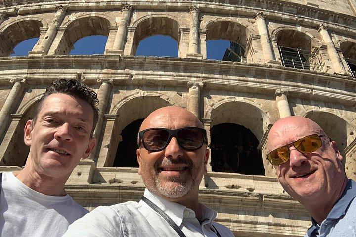 Rome Tour with Driver: Colosseum and Vatican Museums