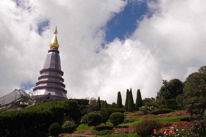 ドイインタノン国立公園とプライベートツアーでの2時間のハイキング