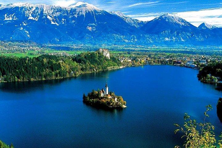 Privékustexcursie naar het meer van Bled en Ljubljana vanuit Koper