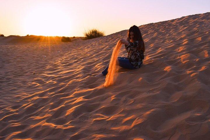 Diner in de woestijn op privébasis - zonder Dubai Dune Bashing