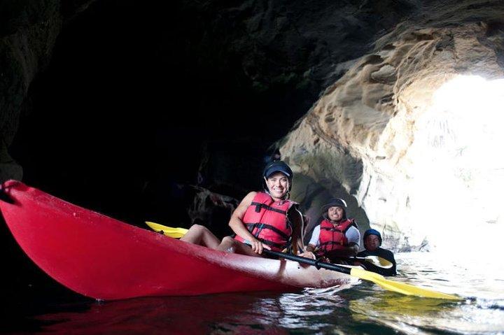 Tour in kayak tandem della grotta marina di La Jolla