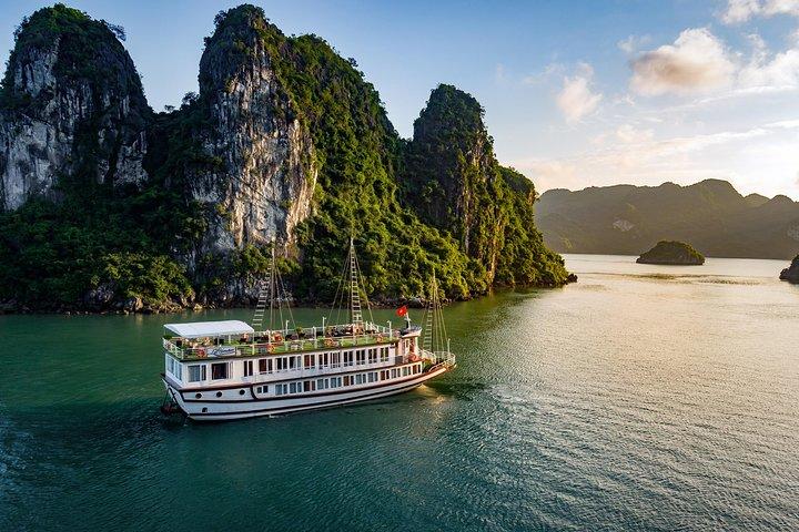 5 - Giorno Vietnam del Nord: Sa Pa - Ninh Binh - Crociera Halong da Hanoi