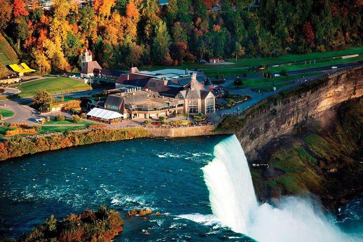 Excursión de un día a las Cataratas del Niágara para grupos pequeños desde Toronto con crucero Hornblower