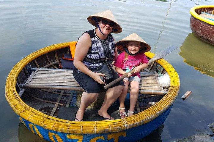 HOI EEN RIVIER CRUISE TOUR MET VOETMASSAGE & Ervaar het lokale mensenleven