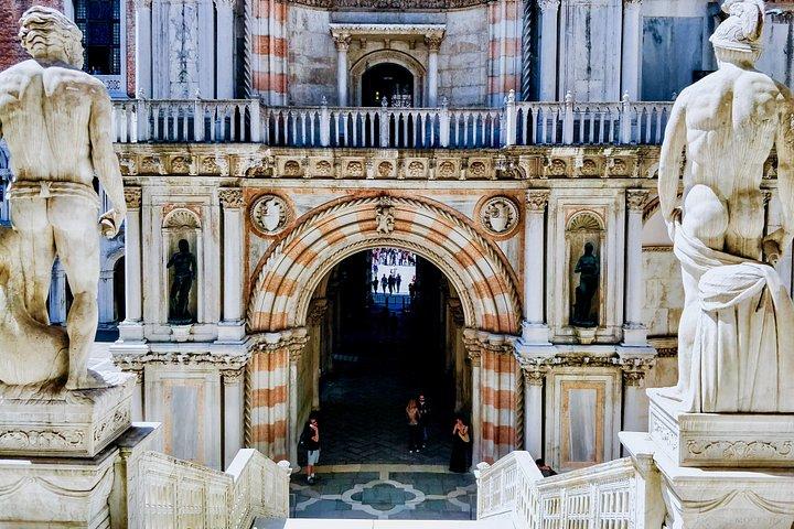 Venedig Priority Access Tour: Dogenpalast & Markusdom
