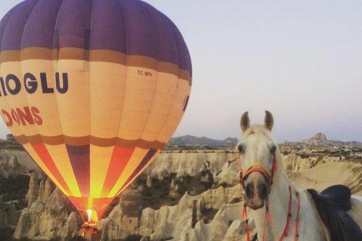 Excursion à cheval au lever du soleil en Cappadoce