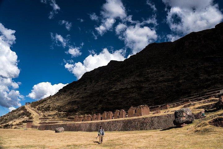HuchuycoscoへのInca Trail（グループ出発）