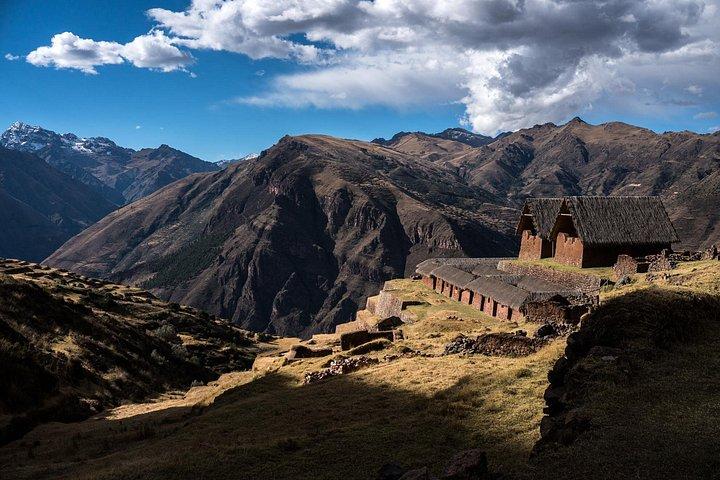 HuchuycoscoへのInca Trail（グループ出発）