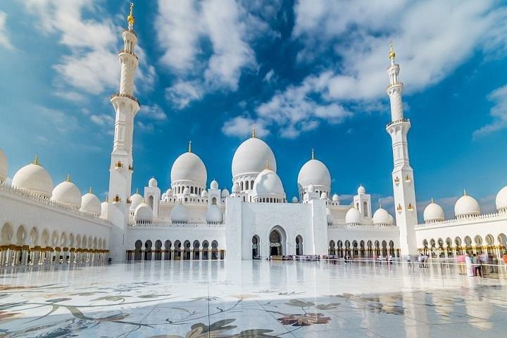 Sheikh Zayed Grand Mosque och Dubai Evening Desert Safari Combo