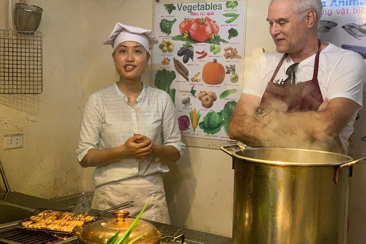 Local Market Tour and Private Cooking Class