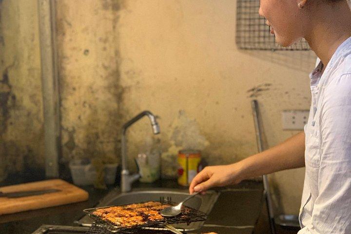 Local Market Tour and Private Cooking Class