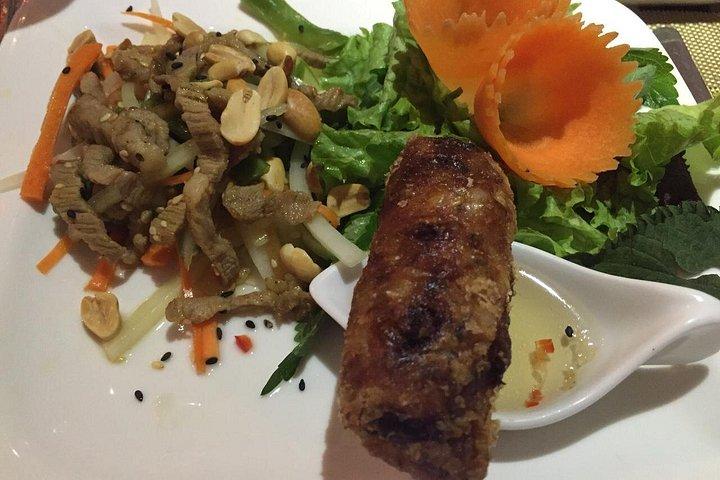 Local Market Tour and Private Cooking Class