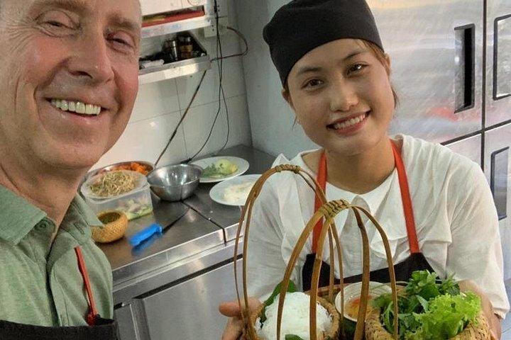 Local Market Tour and Private Cooking Class