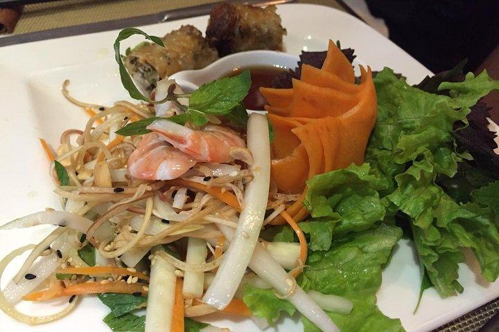 Local Market Tour and Private Cooking Class