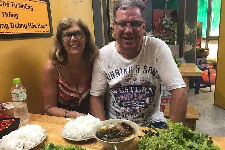 Local Market Tour and Private Cooking Class