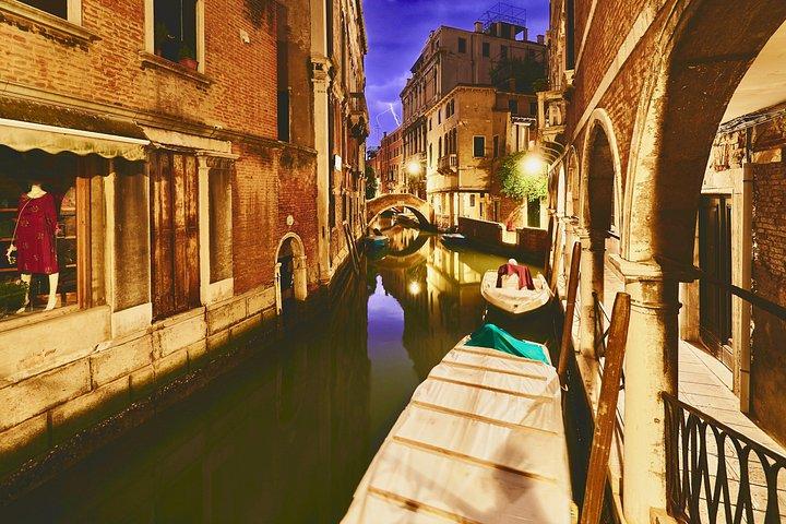 Venice Night Tour: Ghosts, Legends & Hidden Mysteries
