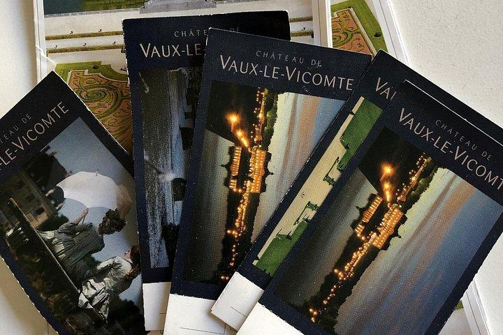 VAUX-LE-VICOMTE-プライベート日帰り旅行（パリのホテルでの送迎）