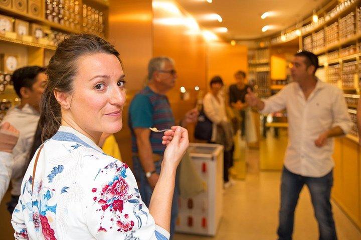Tour de degustación de comida y vinos originales por el distrito de Paris Le Marais