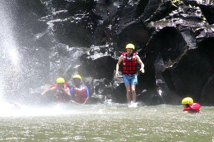 Nuota sotto le bombole Victoria Falls Plus Zambezi Rafting