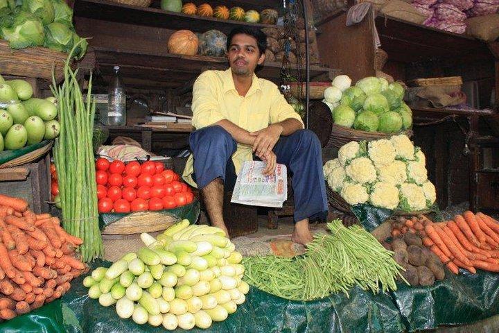 Explore os novos lugares coloridos em Mumbai Market Tour