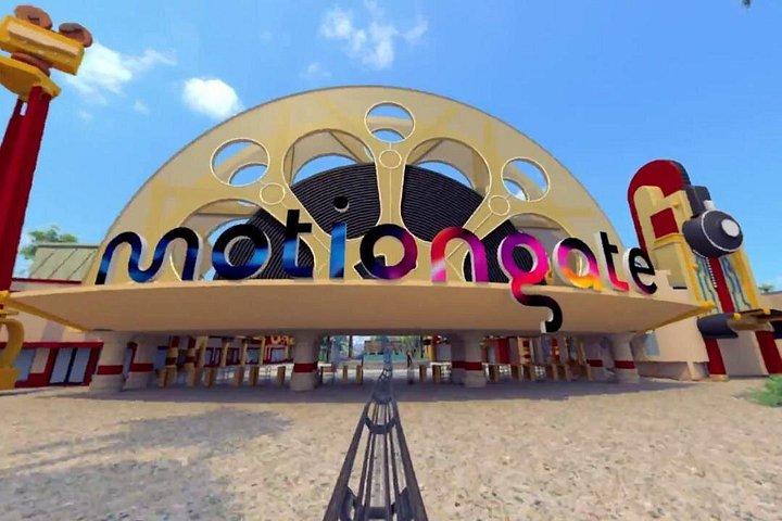 1 Day 1 Park (Motiongate or Legoland) with Private Transfer