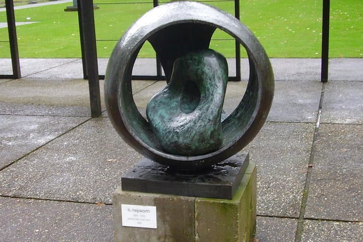 Kröller-Müller Museum and National Park Private Day Tour from Amsterdam