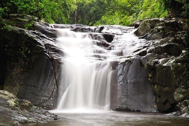 Cascata di Pala U nella giungla di Kaeng Krachan con guida privata di Hua Hin
