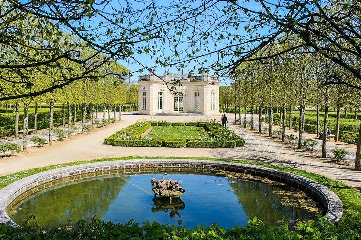 Excursão privada de um dia a Versalhes com palácio, jardins e Trianon