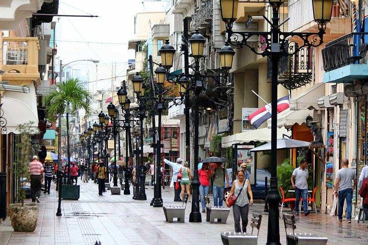 Excursion d'une journée tout compris à Saint-Domingue au départ de Punta Cana