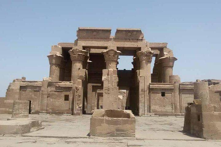 Transfer from Luxor to Aswan