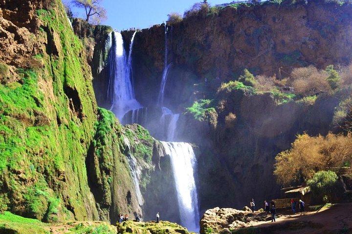 Excursion privée d'une journée de Marrakech aux cascades d'Ouzoud avec déjeuner