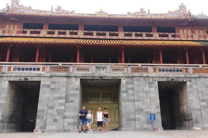 Shore Excursion to Hue Imperial City - UNESSCO Heritage Site vanuit CHAN MEI Port