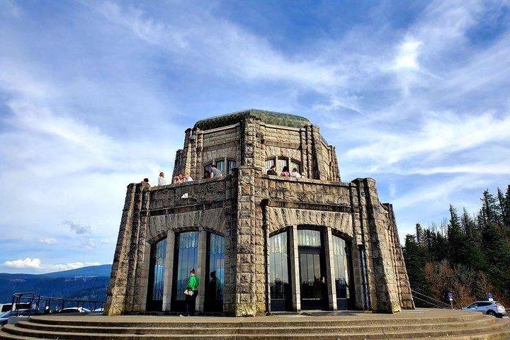 コロンビア渓谷の滝と山フードツアー-終日