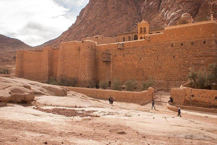 Excursão privada a St. Catherine de Sharm El-Sheikh em uma viagem de um dia