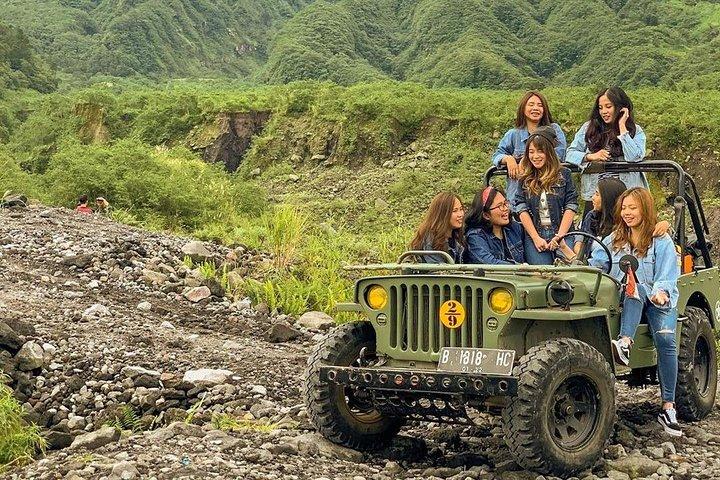 Yogyakarta Jeep Lava Tour Merapi mit Englisch / Niederländisch / Italienisch / Französisch Guide