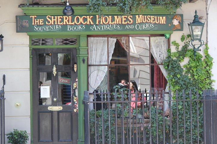 London Sherlock Holmes Private Walking Tour