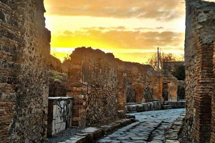 Verken 's nachts Pompeii met een archeoloog